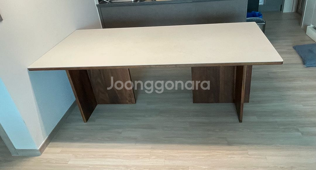 지아띠 브릴 테이블 월넛--5