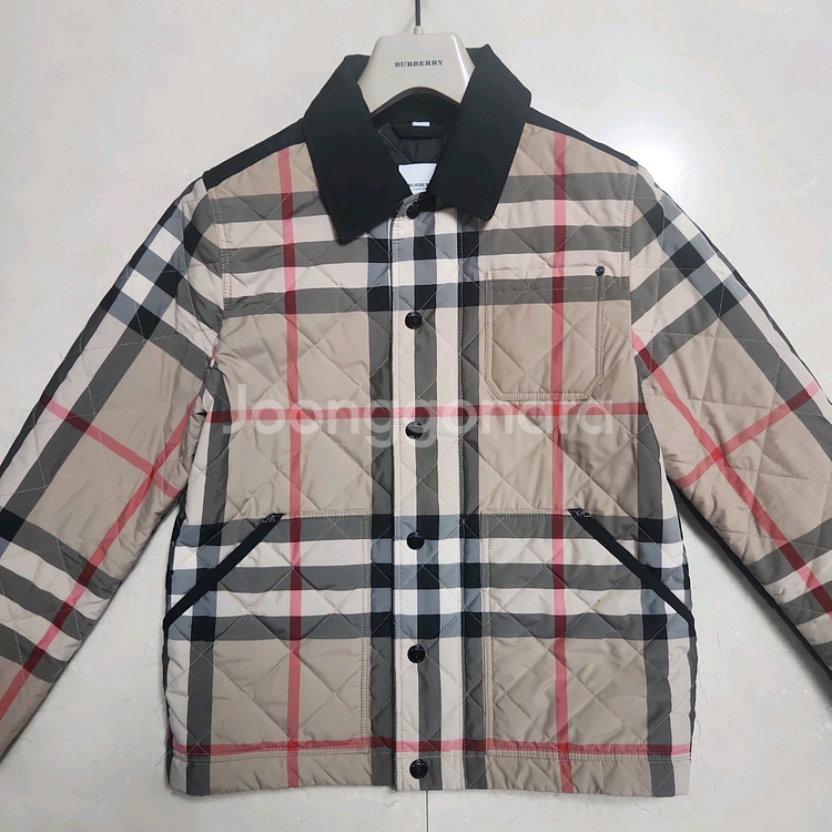 (버버리)키즈/ 퀼팅자켓 12y (신상 뉴라벨)--2