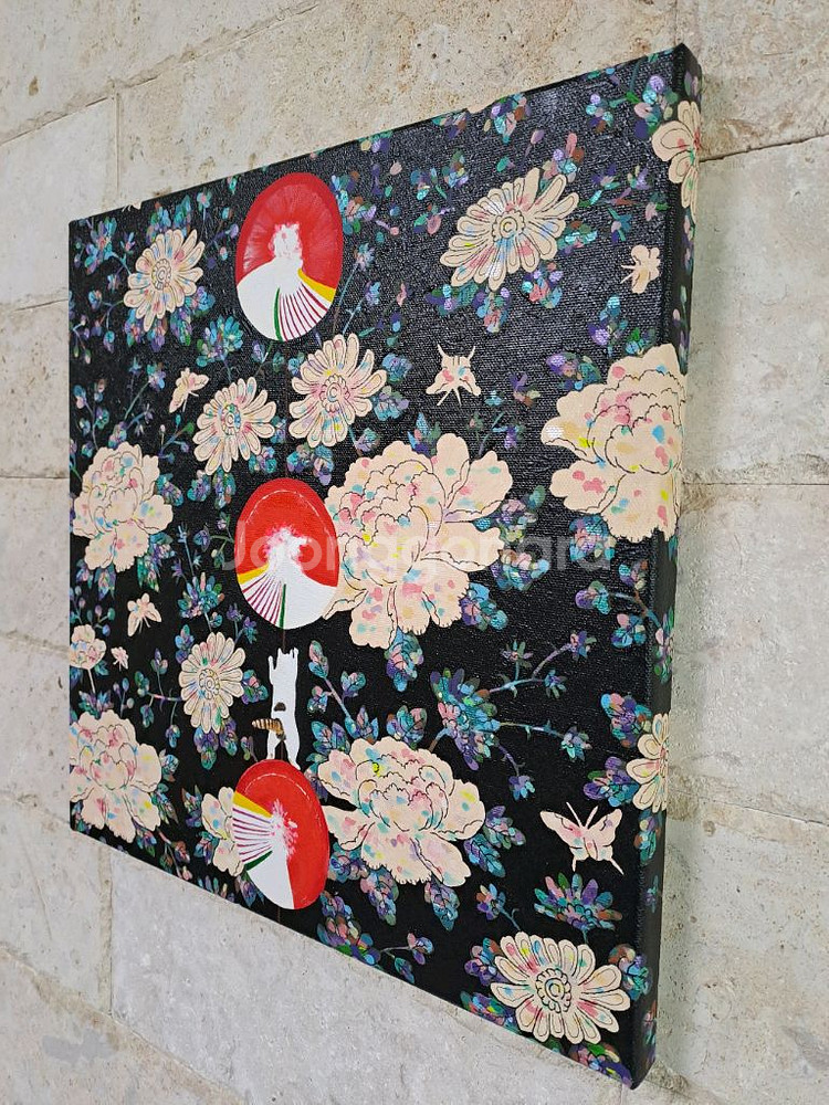 고양이와 자개장 아크릴 그림액자입니다--2