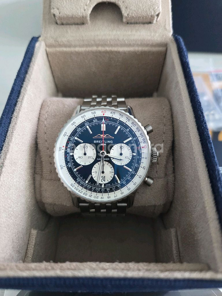 브라이틀링 네비타이머 43mm 신형(정품 가죽 디버클 포함)--1