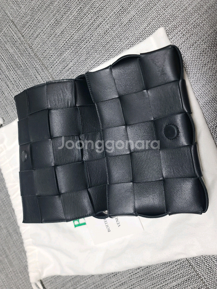 보테가베네타 카세트백 레더 미디움 블랙 크로스백--5