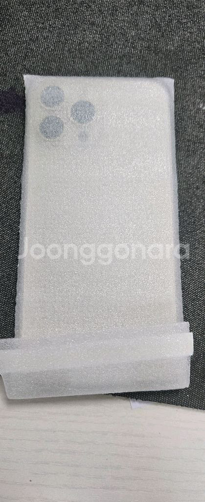 아이폰 13 프로 맥스 골드 1TB 리퍼 미개봉팝니다--3