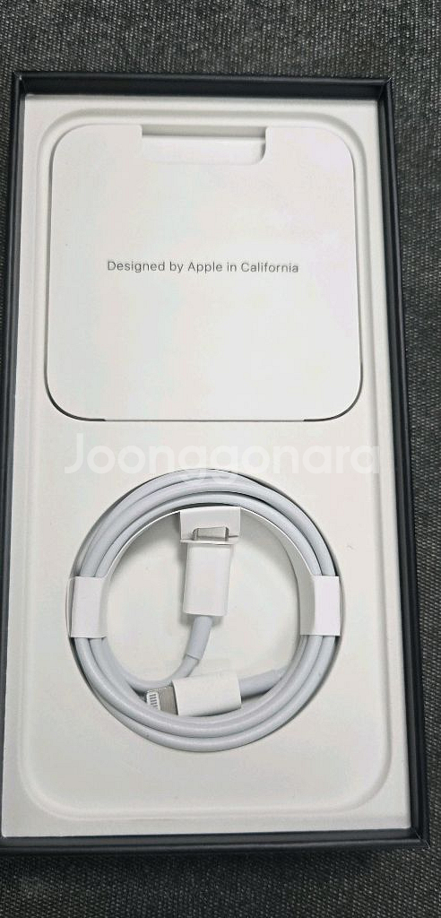 아이폰 13 프로 맥스 골드 1TB 리퍼 미개봉팝니다--1