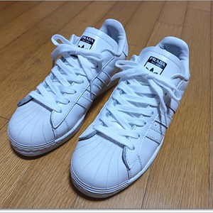 아디다스 프라다 슈퍼스타 235사이즈