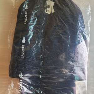 lacoste hood lining coat