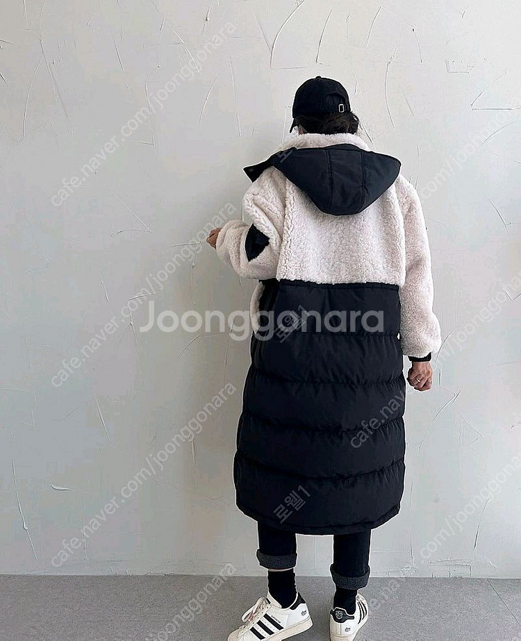 랄라 라운지 뽀글이 다운 후드 롱패딩(프리)--2