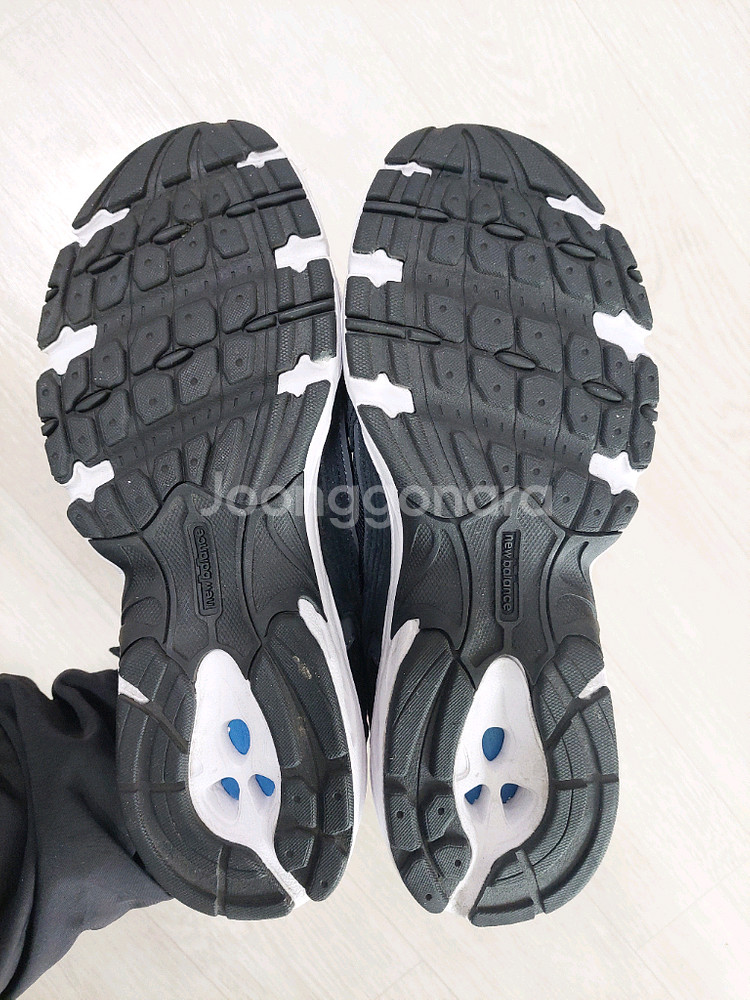 뉴발란스 530 클래식 블랙 255-260mm--4