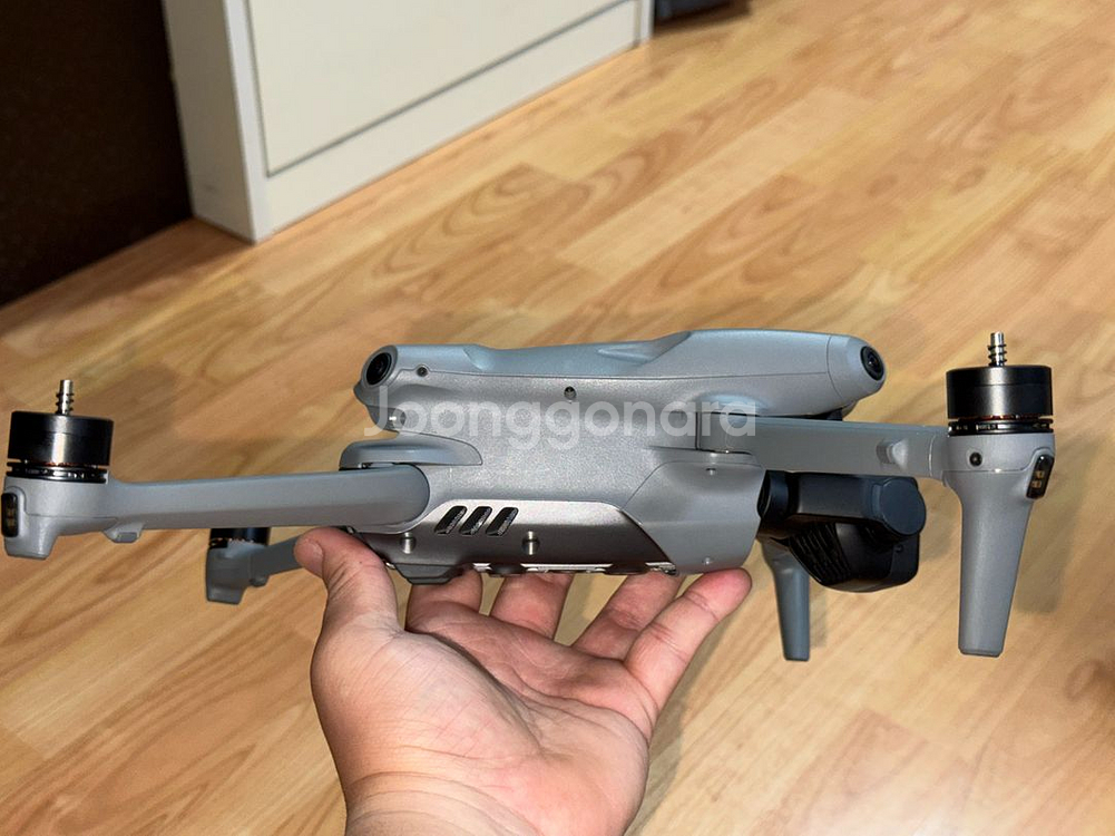 DJI 에어3 플라이모어 콤보--8