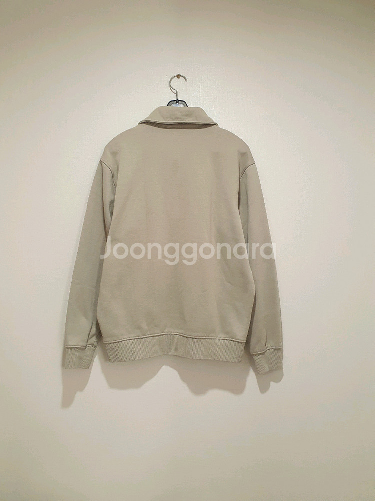 네파에서 나온 반집업 스타일의 맨투맨 티셔츠--1