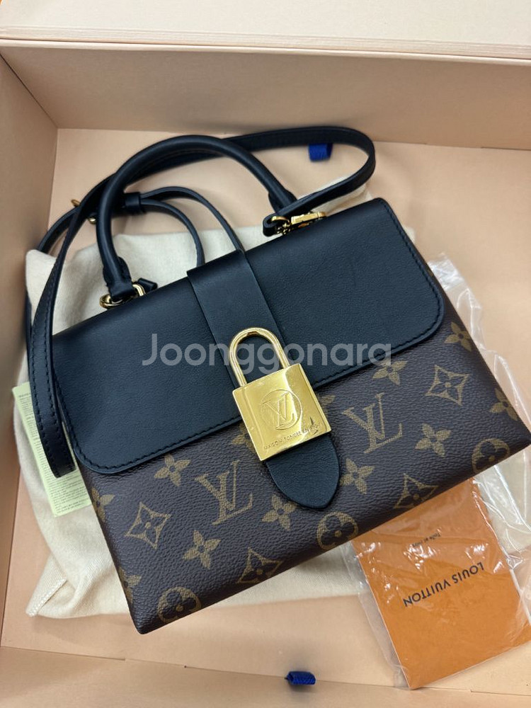 루이비통 록키bb 핸드백--0