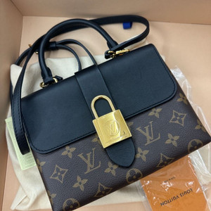루이비통 록키bb 핸드백