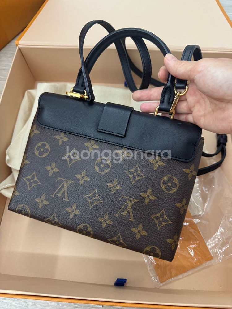 루이비통 록키bb 핸드백--1