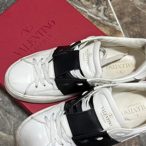 발렌티노 Garavani 스니커즈 size-235