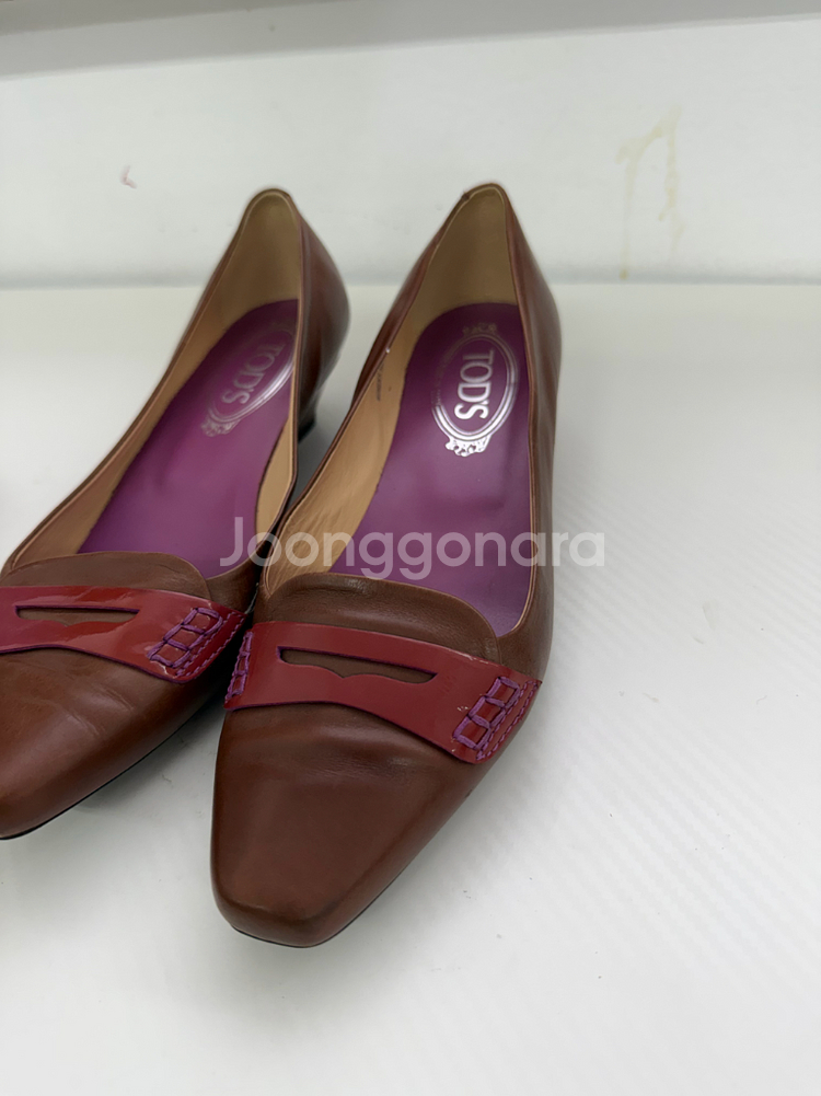 정품) TODS 토즈 브라운 플랫 슈즈 37--1