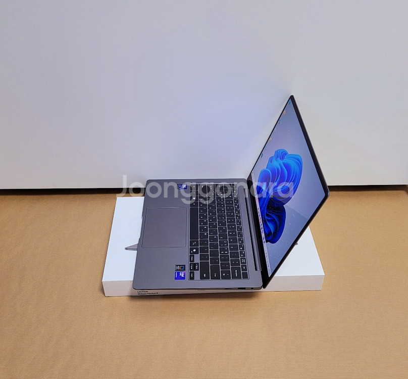 [갤럭시북5] 특A급 NT940XHA-KE51G. 512Ggb.16gb 급처 (2개월사용/최저가)--4