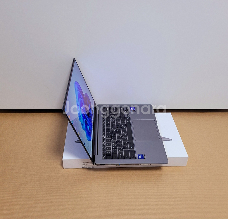 [갤럭시북5] 특A급 NT940XHA-KE51G. 512Ggb.16gb 급처 (2개월사용/최저가)--3