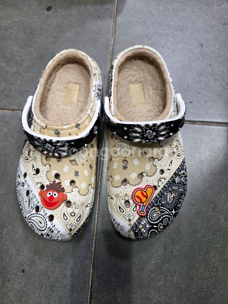 털 크록스 슬리퍼260--1