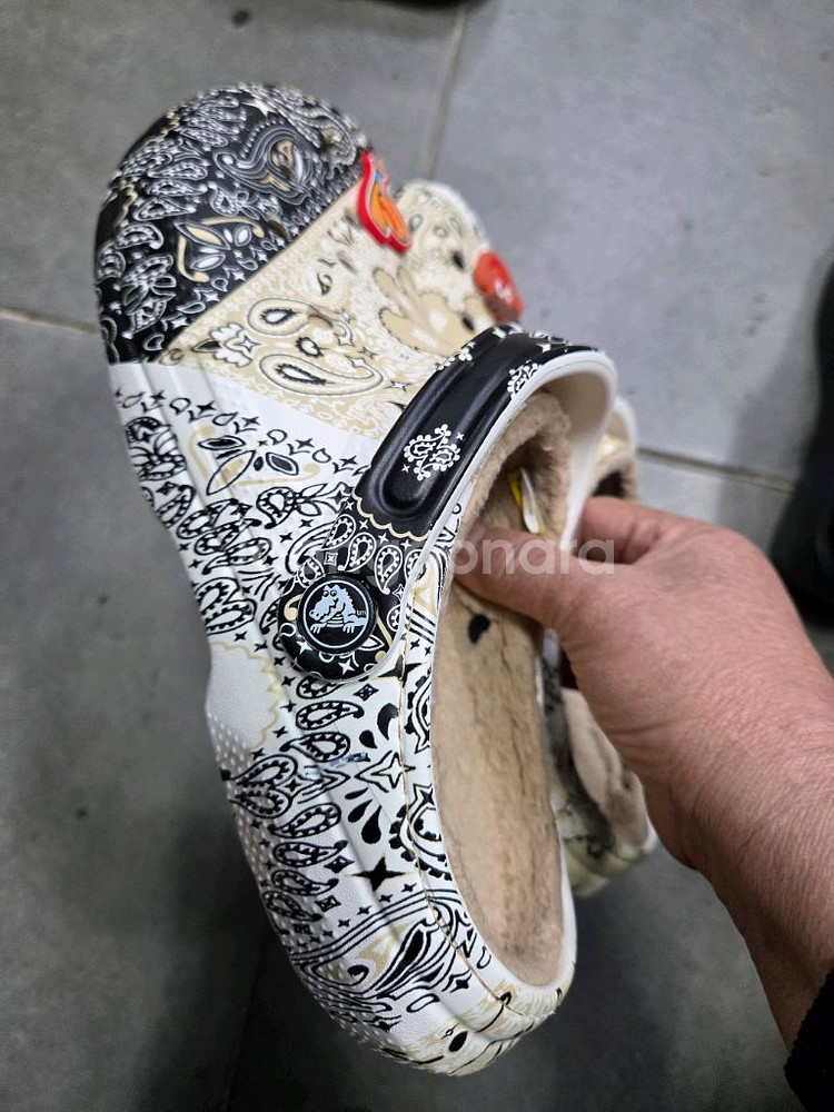 털 크록스 슬리퍼260--0