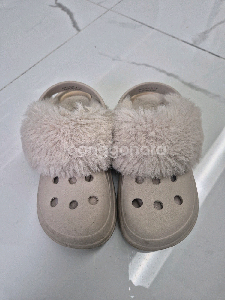 베어파우 키즈 털 크록스 슬리퍼 200--0