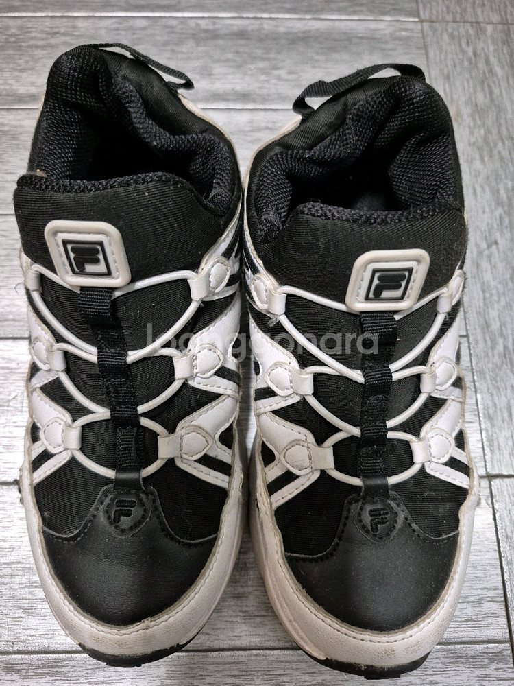 휠라 운동화 판매. 230미리--3