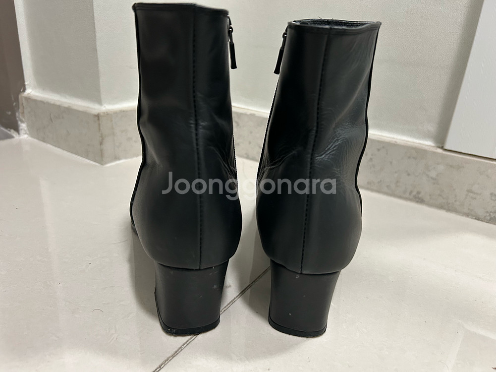 미소페 가죽 앵클 부츠--2