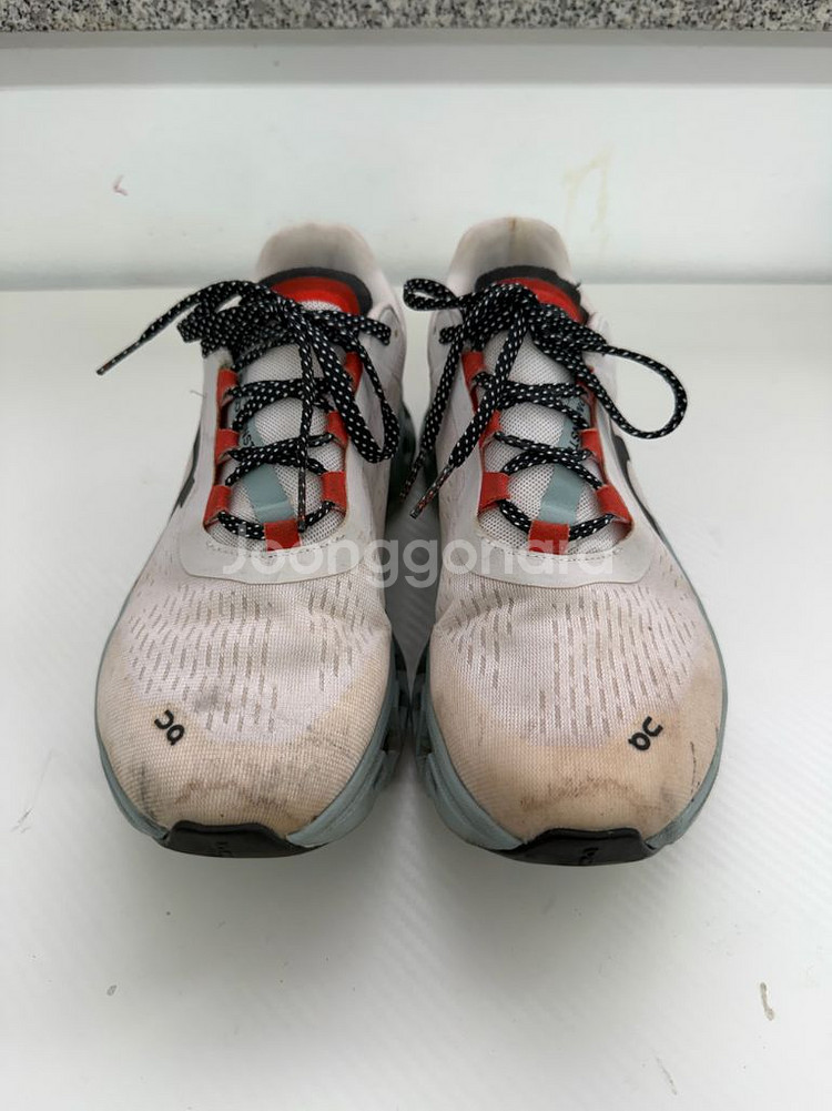 정품) ON 온 러닝 클라우드몬스터 250--0