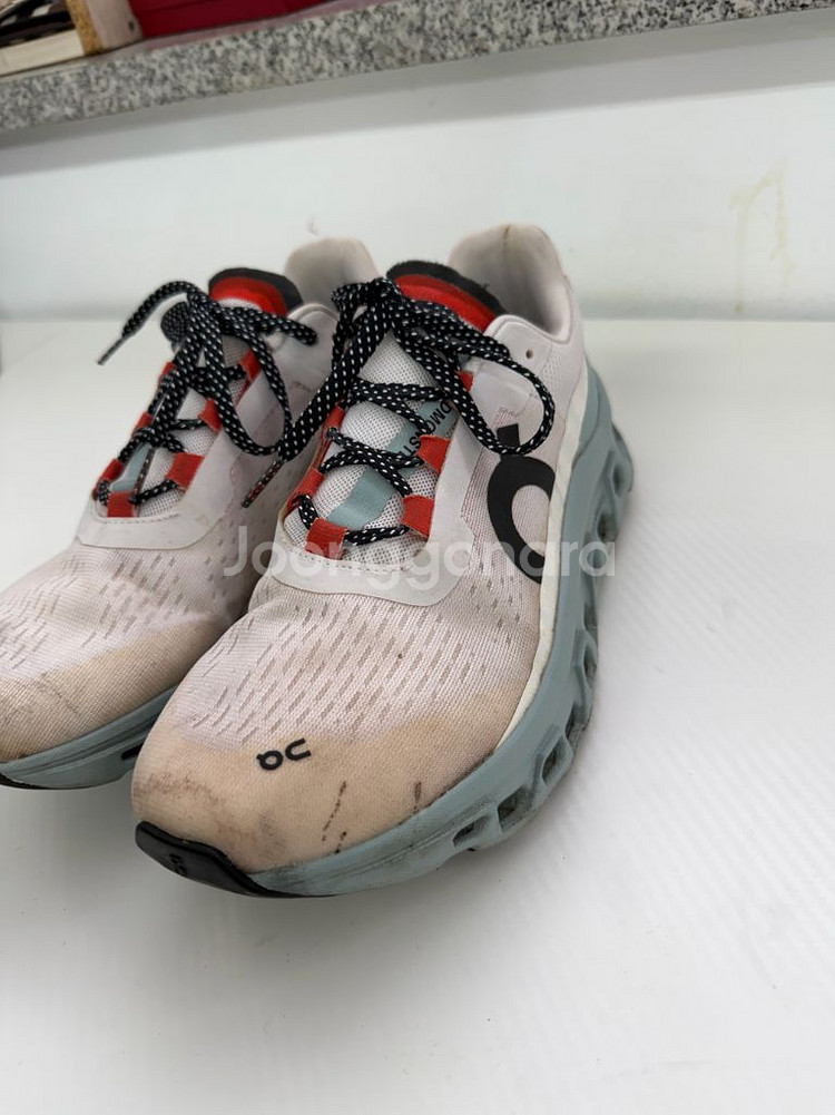 정품) ON 온 러닝 클라우드몬스터 250--1