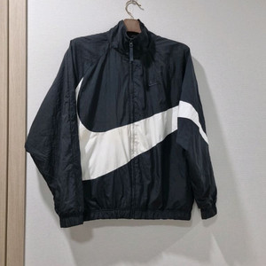 나이키 빅스우시 바람막이 블랙/화이트