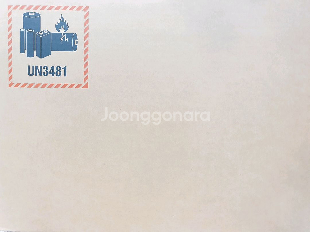 미개봉 맥북프로14 M4 MX2E3KH 실버색상 판매--0