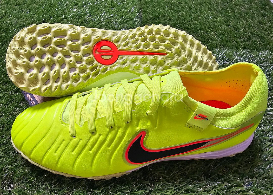 [새상품]나이키 티엠포 레전드10 프로 TF Max Voltage팩--1