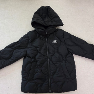 뉴발란스 키즈 경량 패딩점퍼 130사이즈