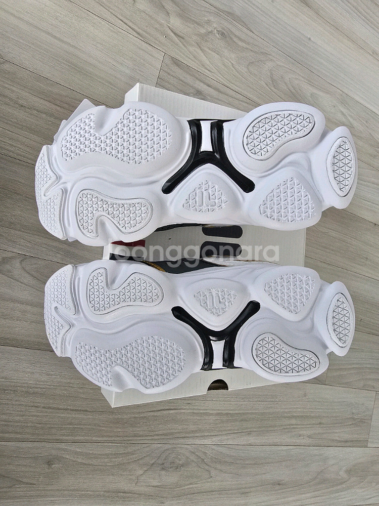 휠라 키즈 운동화(새것) 210사이즈--4