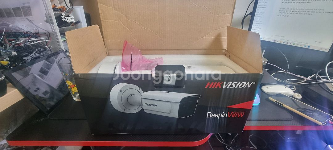 하이크비전 IDS-2CD46G0/P-IZHS 50만원에 팔아요--1