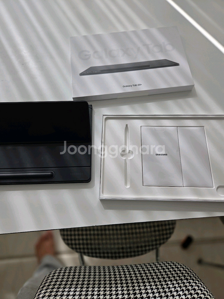 갤럭시 탭 S9+ 256GB 블랙 삼성키보드 케이스 포함--2