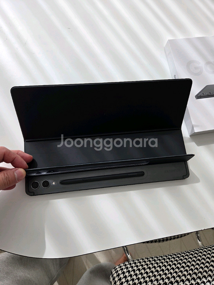갤럭시 탭 S9+ 256GB 블랙 삼성키보드 케이스 포함--1