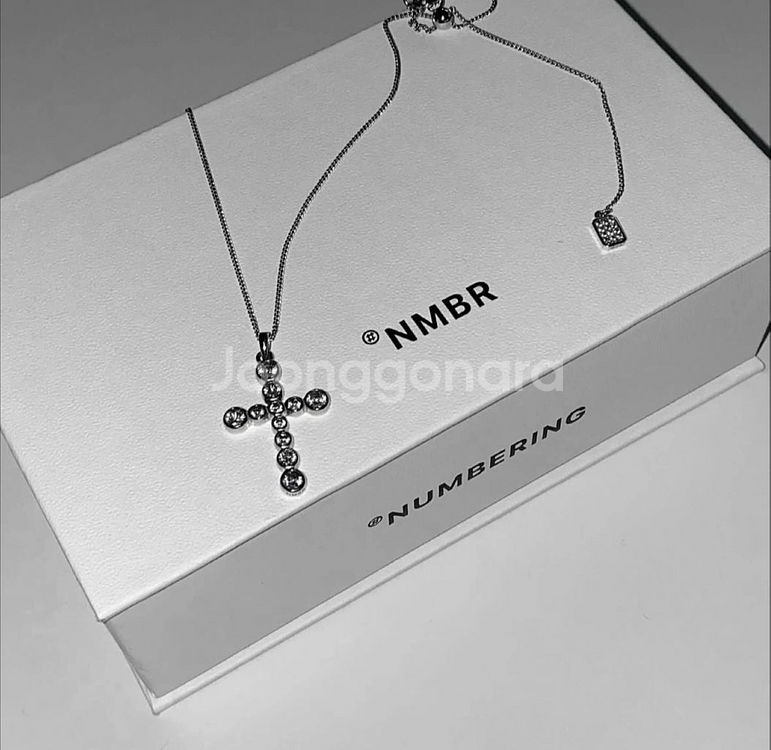 넘버링 #3729 Cross Necklace white--2