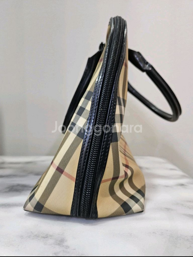 [명품/ 정품] 버버리 백--1