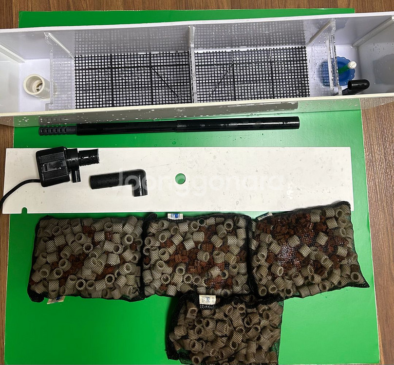 네모 아크릴 2자 상면여과기 분양--1