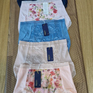 라미카 레이스팬티 5매. 일괄 10000원입니다