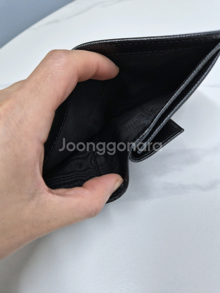 프라다 사피아노 레더 반지갑--8