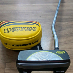 YES! C-Groove Sandy 퍼터 33인치
