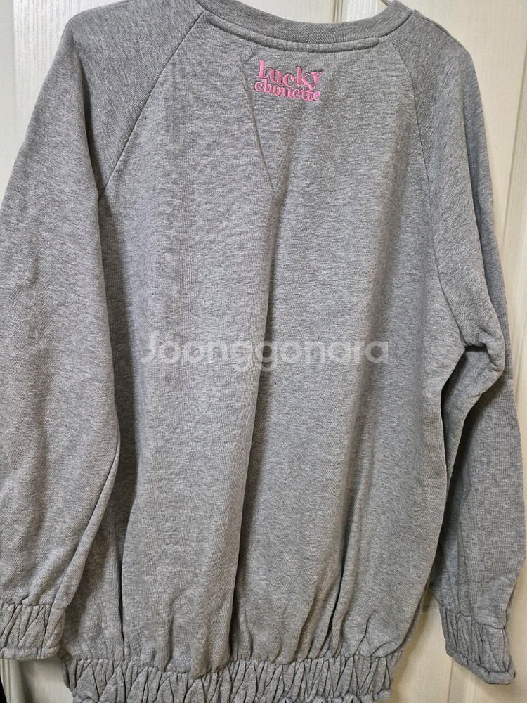 럭키슈에뜨 맨투맨--9