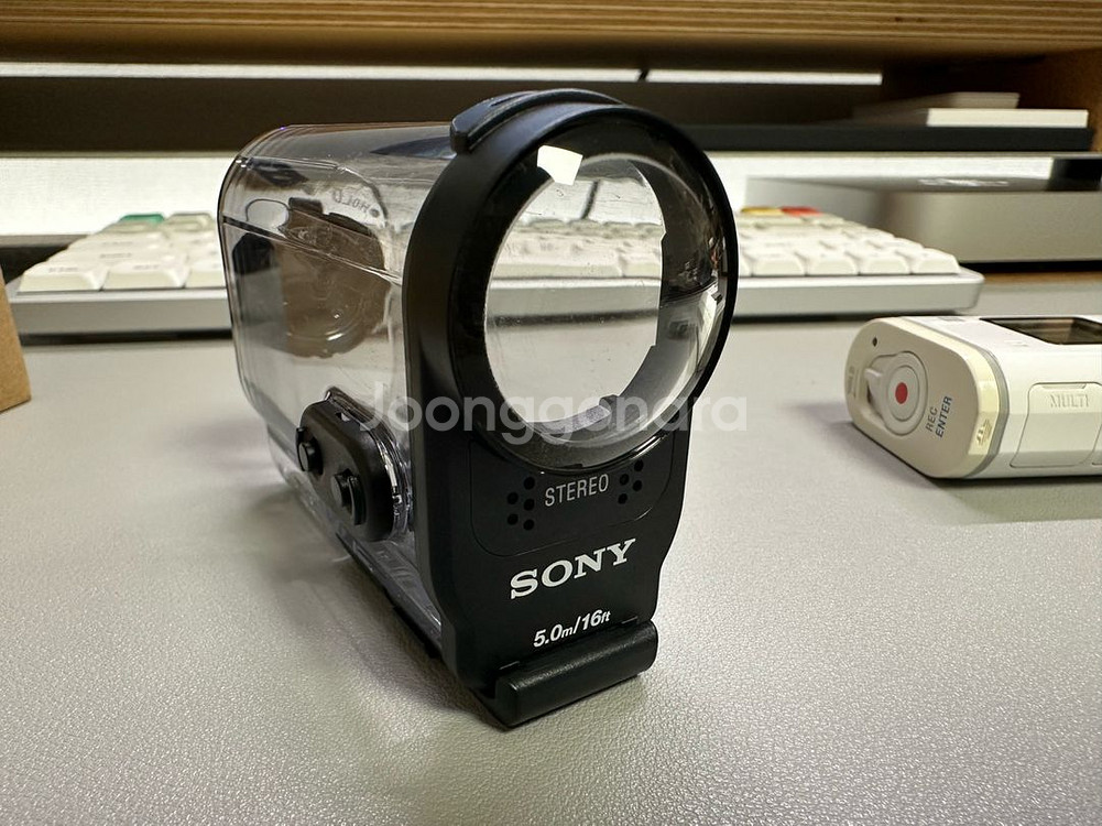 소니 액션캠 AS200V + 케이엣지 거치대 일괄 판매합니다.--2