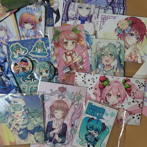 서코(하츠네미쿠,앙스타,카드캡터체리,이누야샤) 굿즈 일괄 양도