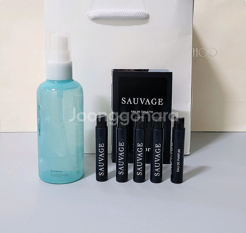 산뜻한 샤워코롱새것(디올 소바쥬 같이)--0