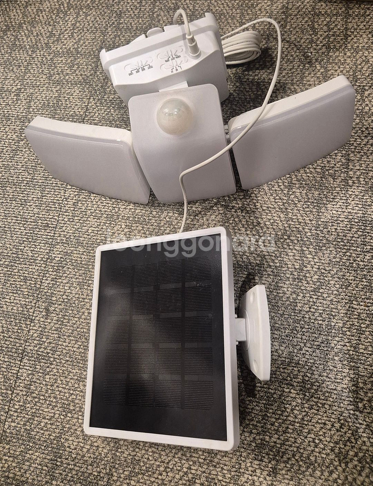 루텍 동작 감지 솔라 LED 라이트 2500루멘 센서등 고장 부품용--1