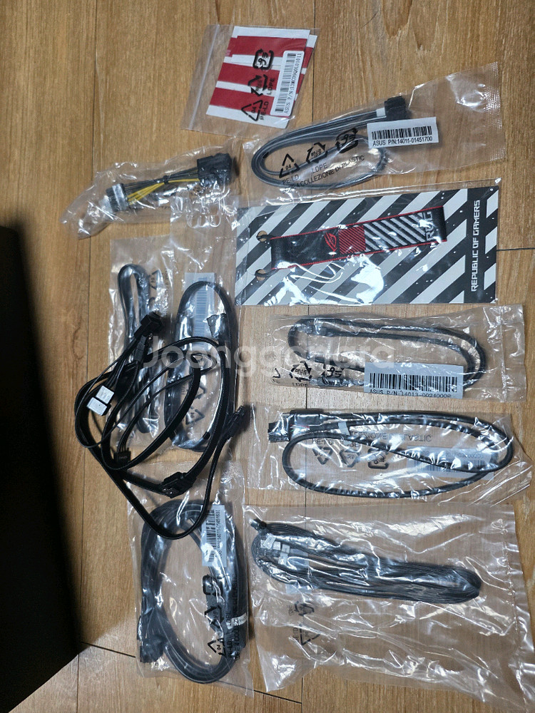 ASUS X670E EXTREME--4