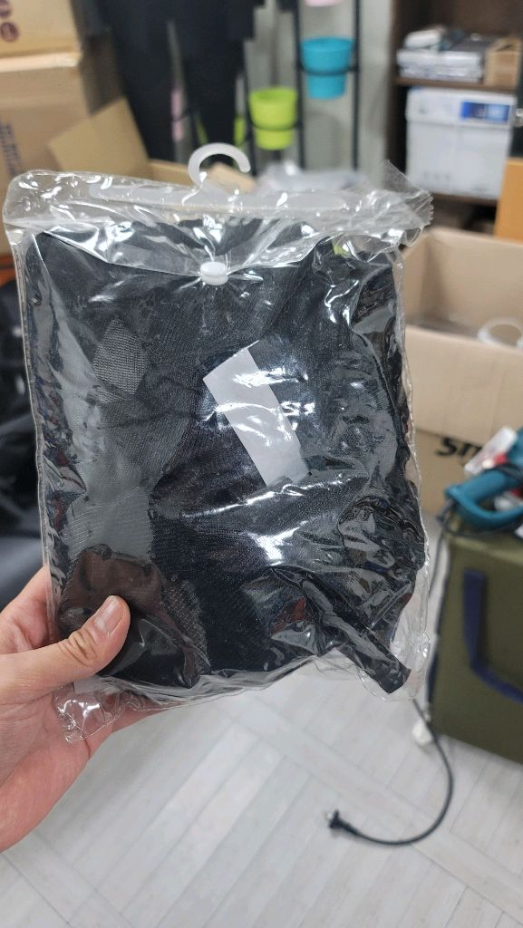 쏠쏠커트니 차량 햇빛가리개 M 새상품 이미지