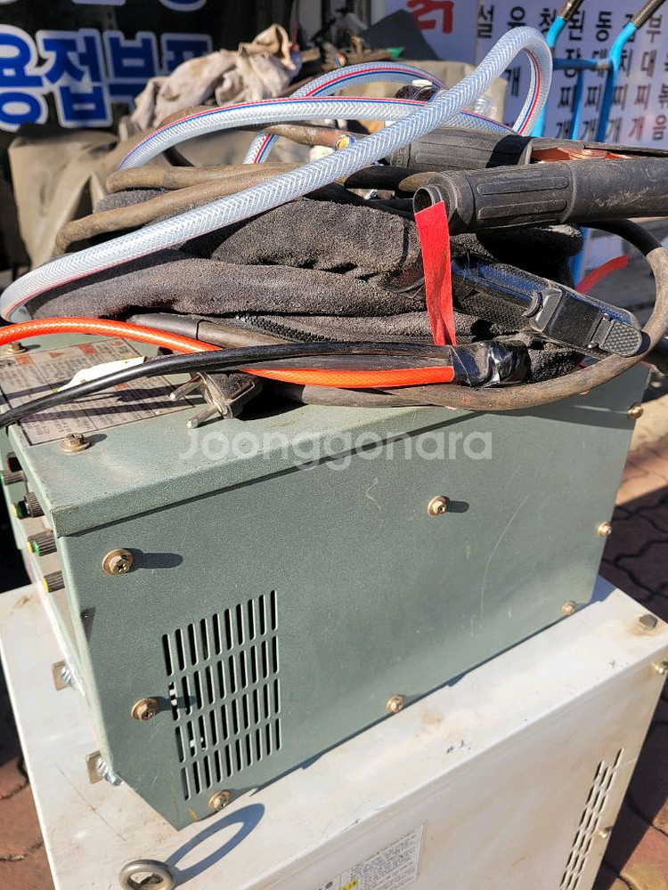 알곤용접기 250A--1