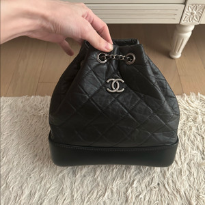 샤넬 가브리엘 백팩 스몰 블랙